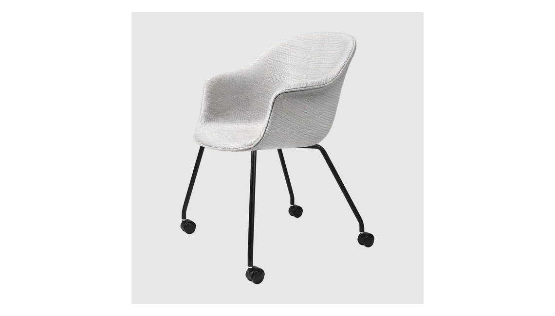 Bat Meeting Chair - Fully Upholstered. 4 Legs W. Castors书椅