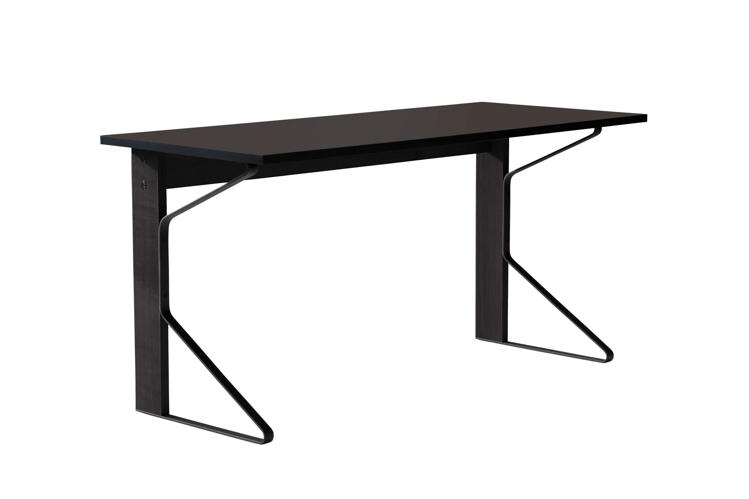 Kaari Desk 书桌