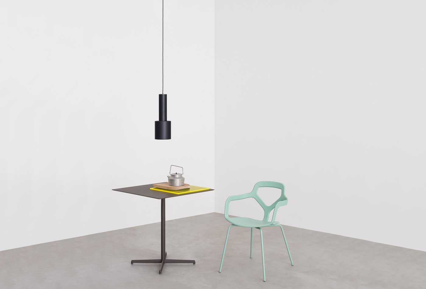 desaltoTrace 餐椅