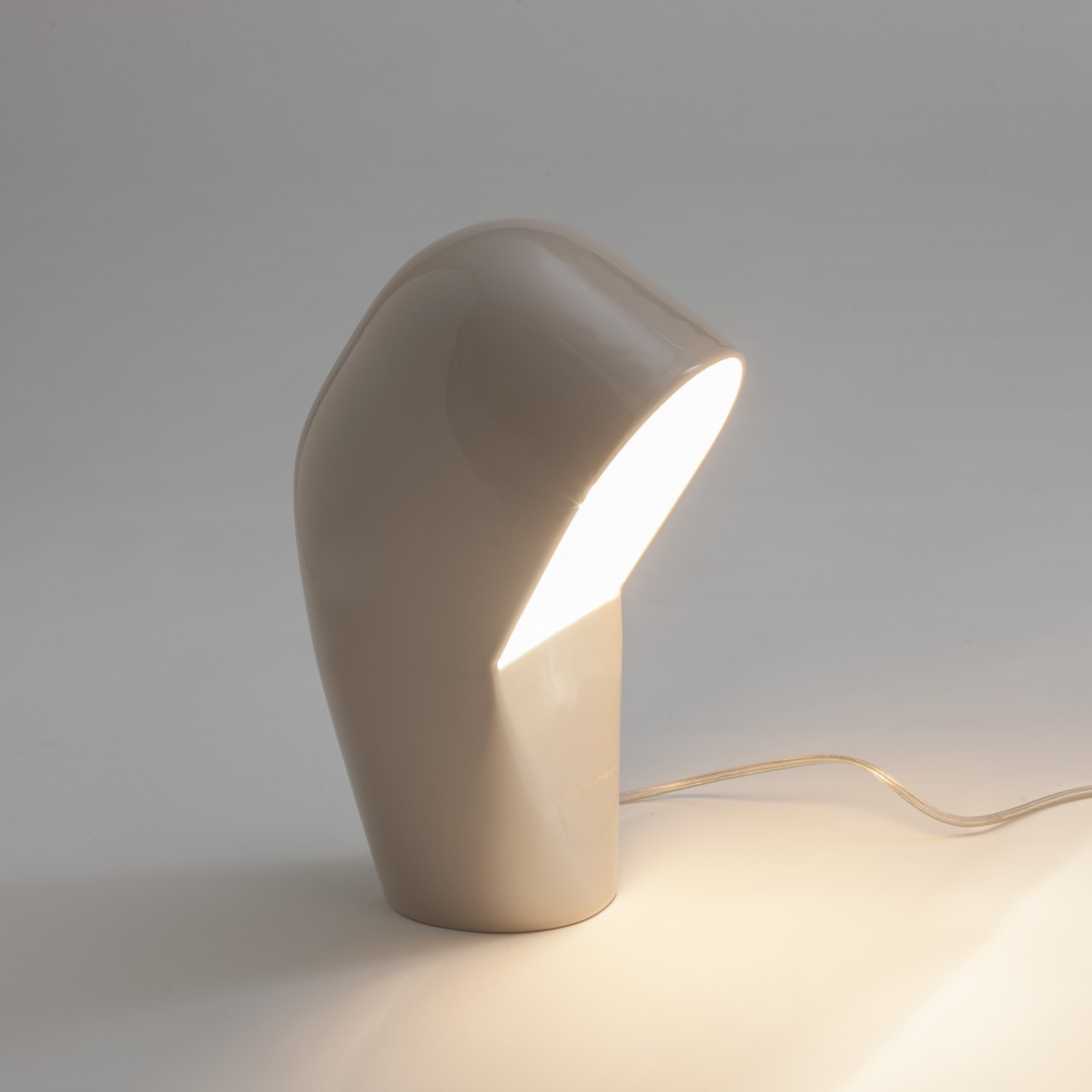 Urbano Lamp 台灯
