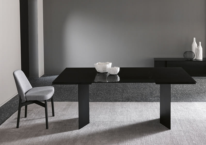 TONELLIDESIGNT-AB 餐桌