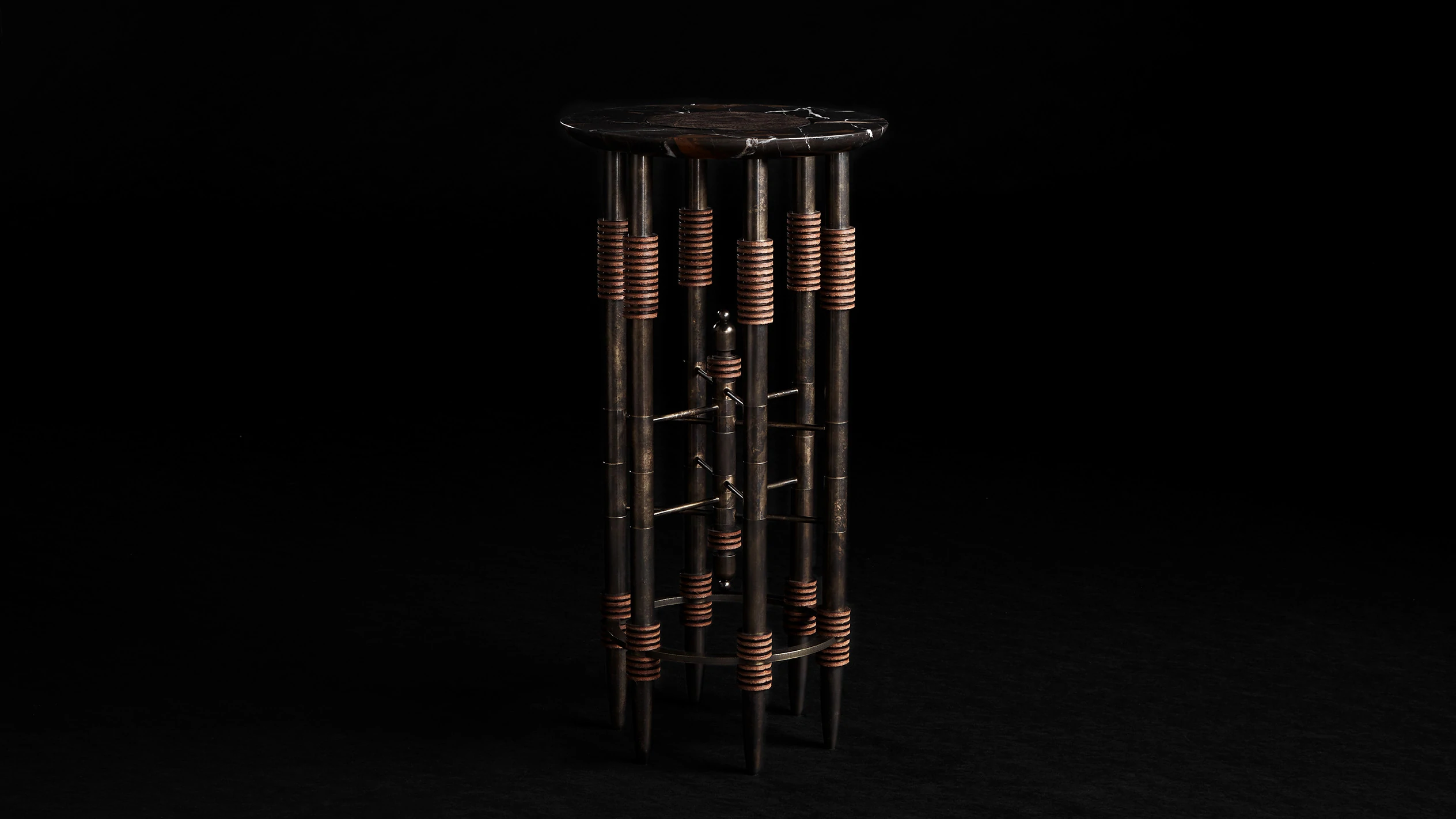 PARS COCKTAIL TABLE边几