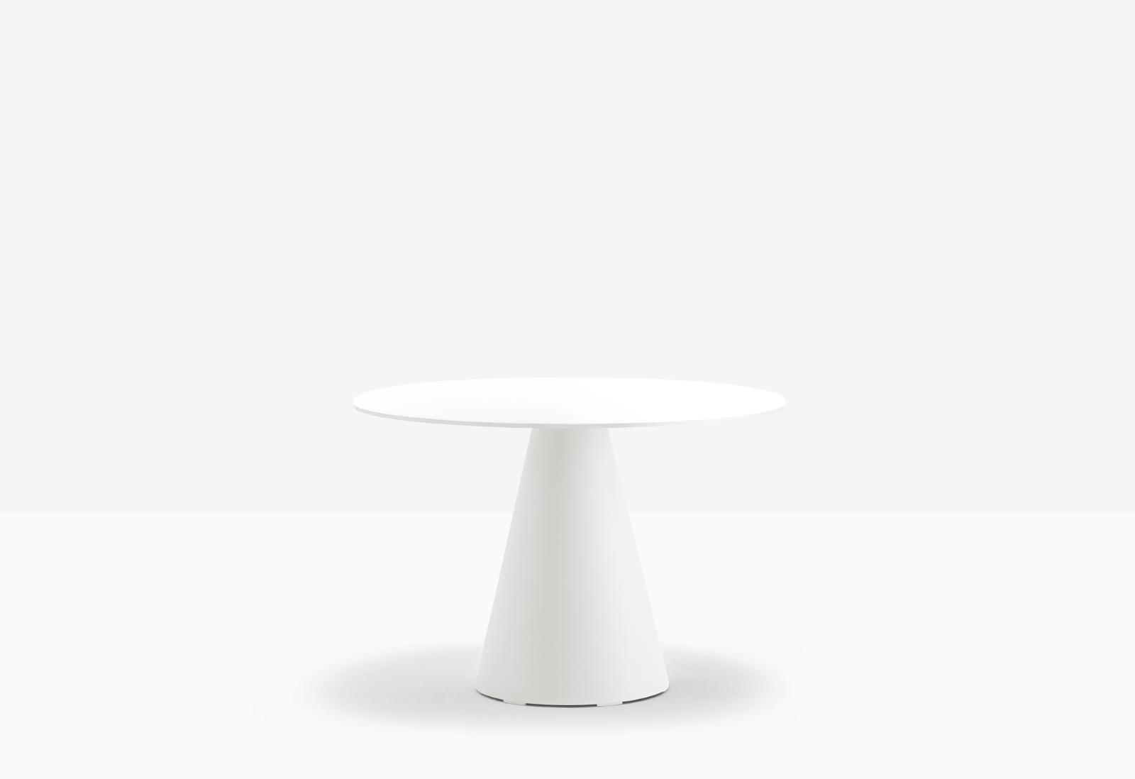 ikon 863茶几
