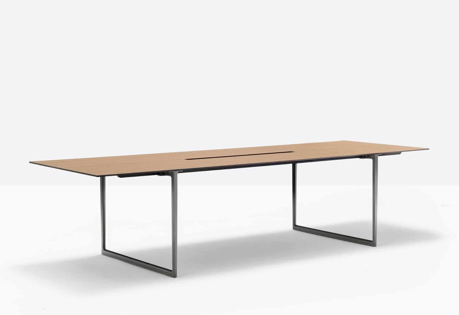 toa table cc长餐桌